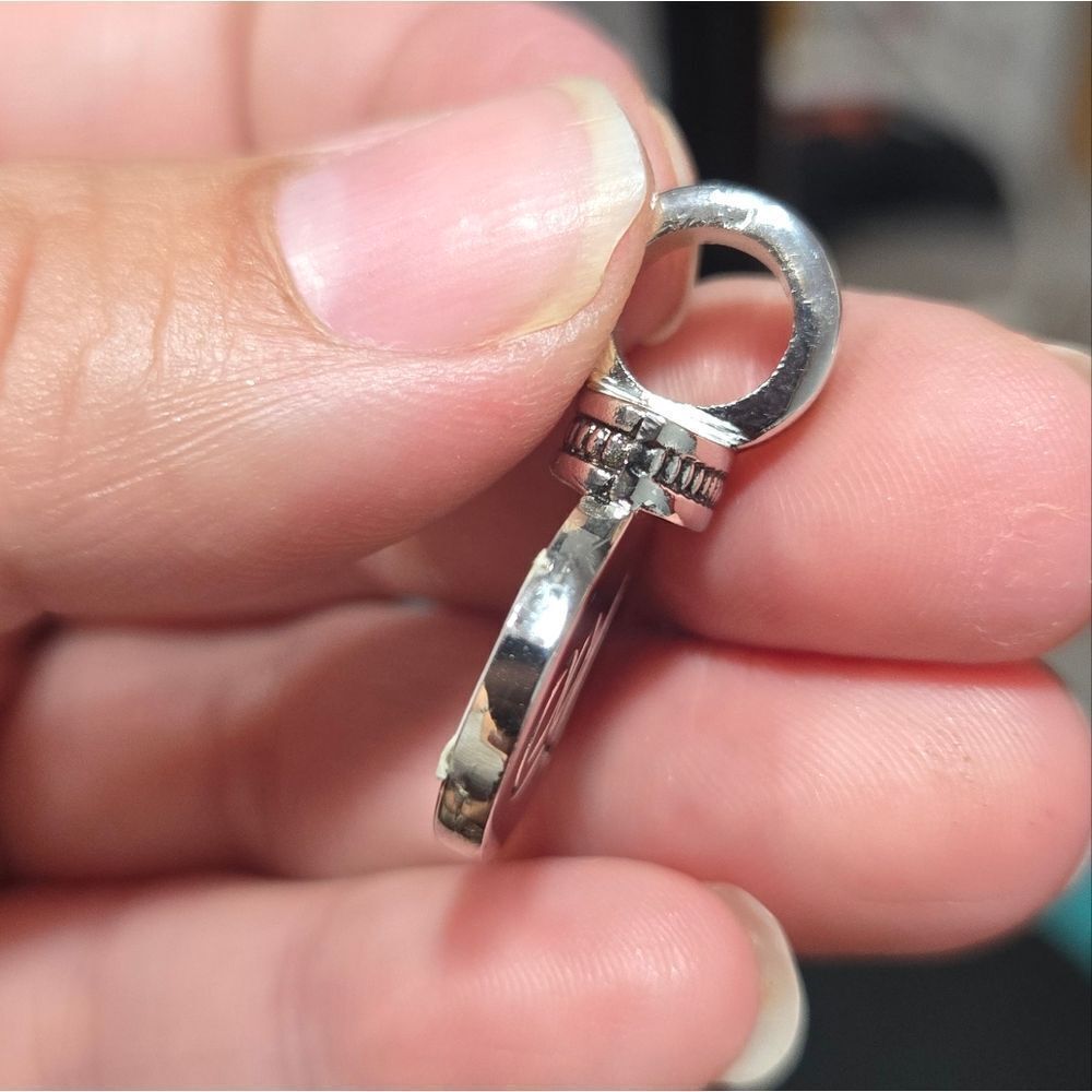 Ganz Letter A Pendant 1in Silver - Picture 3 of 8
